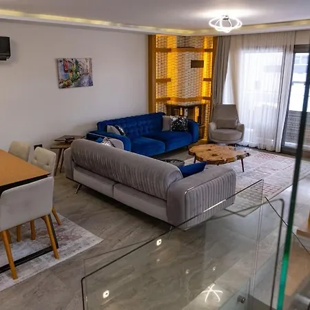 빌라 Havuzlu Lueks Yeni 4 Oda Çeşme